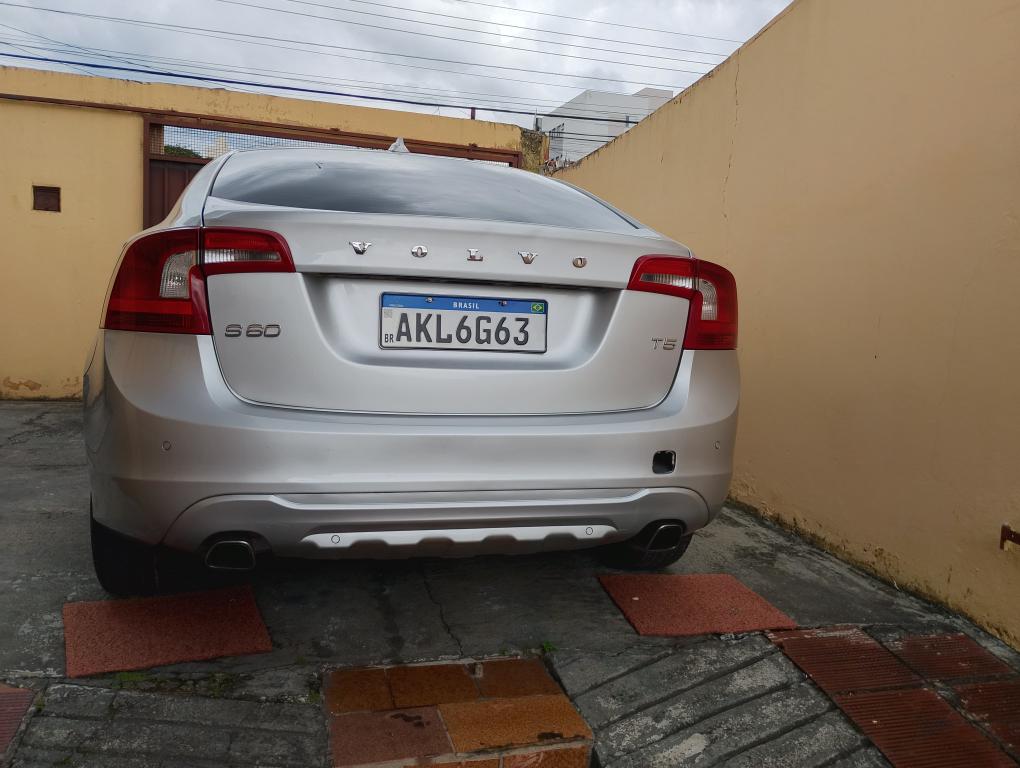 VOLVO S60 - Foto