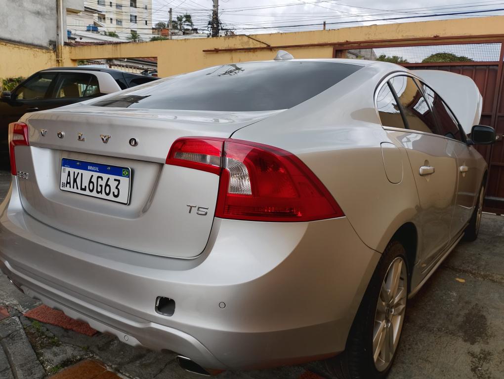 VOLVO S60 - Foto