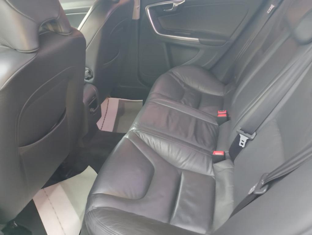 VOLVO S60 - Foto