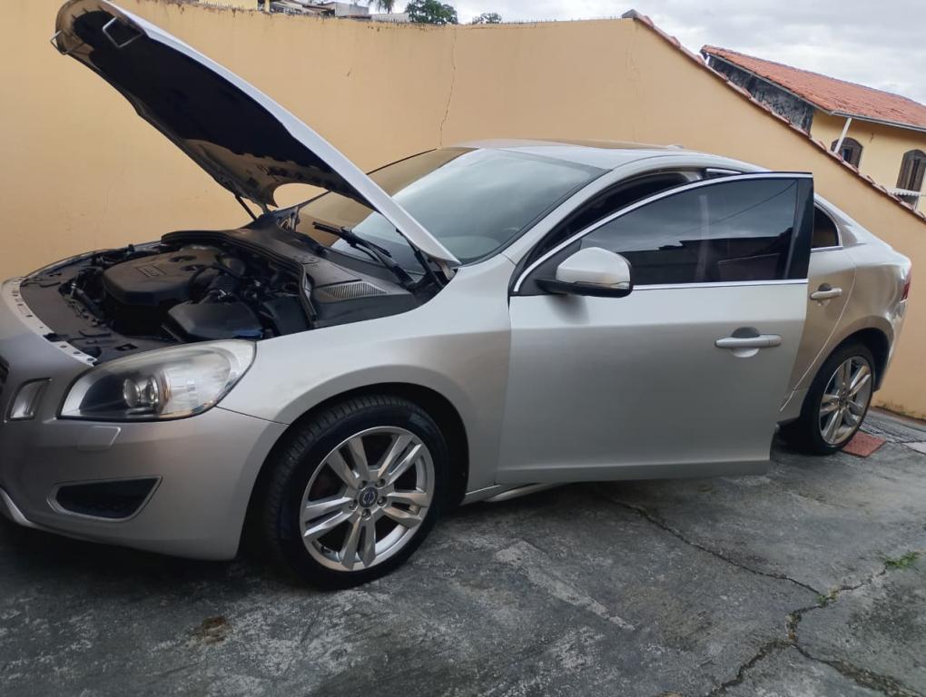 VOLVO S60 - Foto