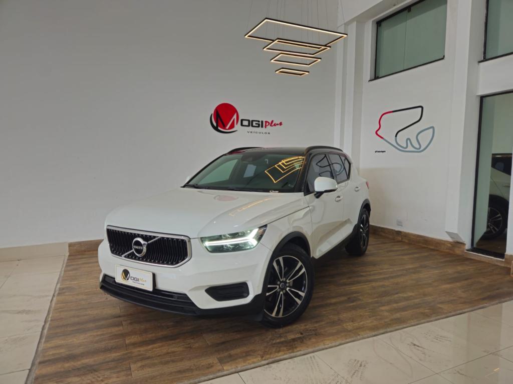 VOLVO XC40 - Foto