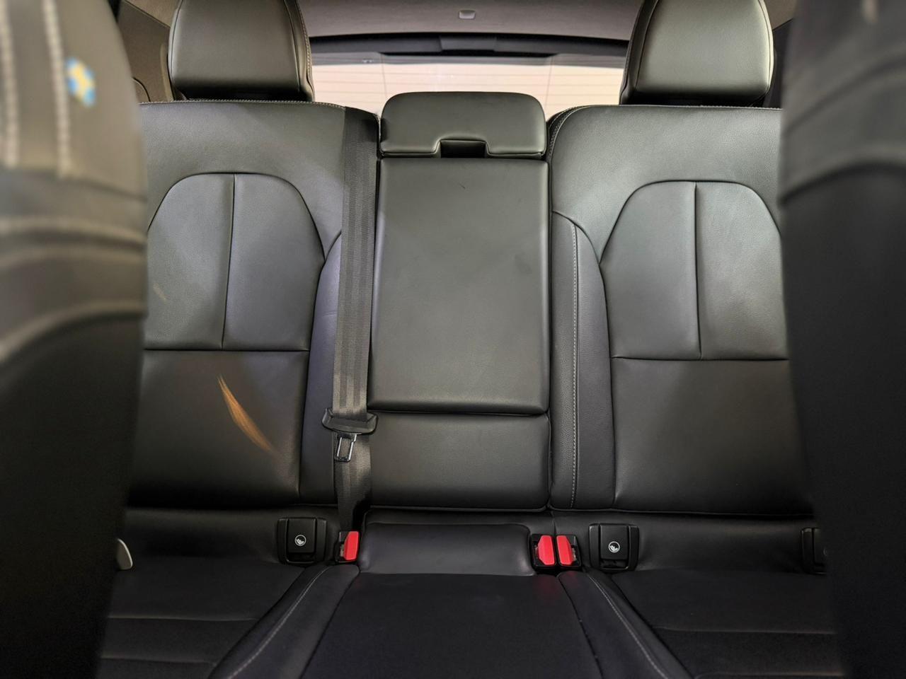 VOLVO XC40 - Foto