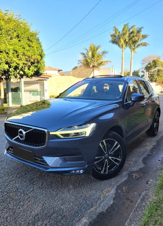 VOLVO XC60 - Foto