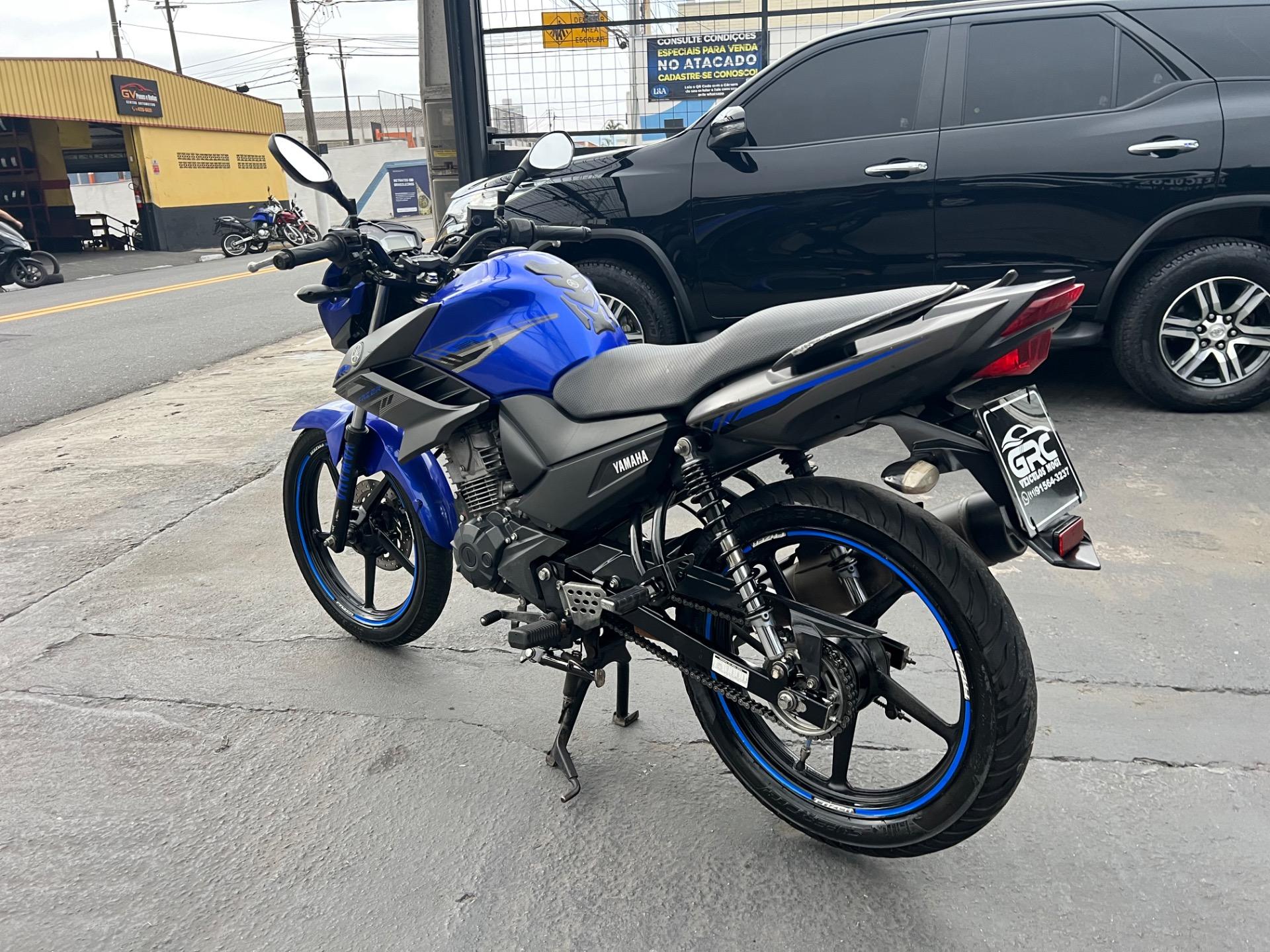 YAMAHA Fazer YS 150 - Foto