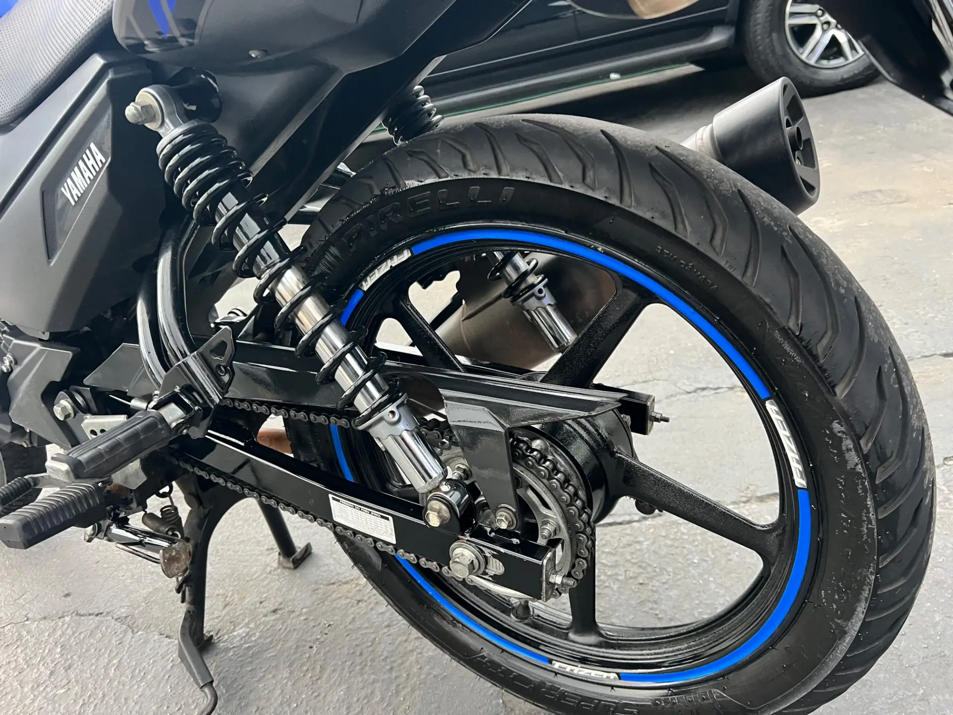 YAMAHA Fazer YS 150 - Foto