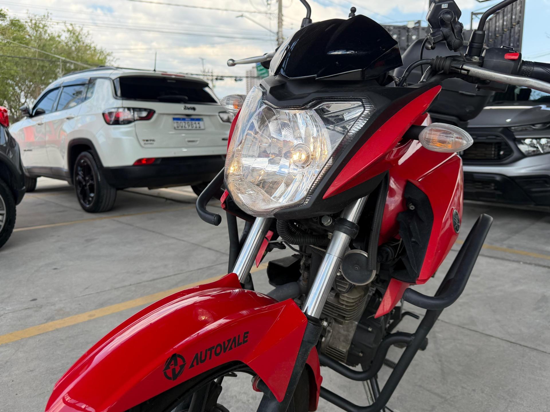 YAMAHA Fazer YS 150 - Foto