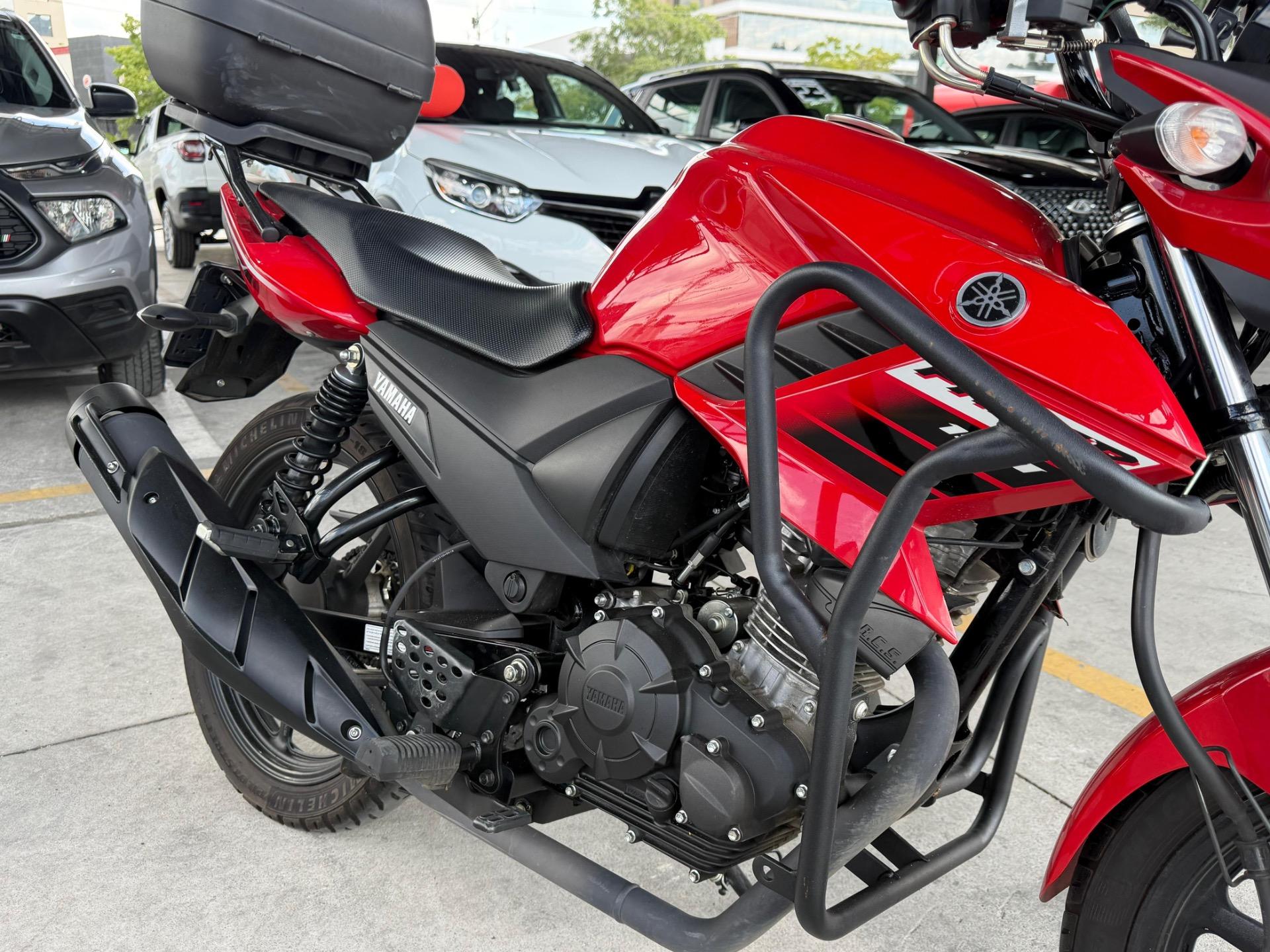 YAMAHA Fazer YS 150 - Foto
