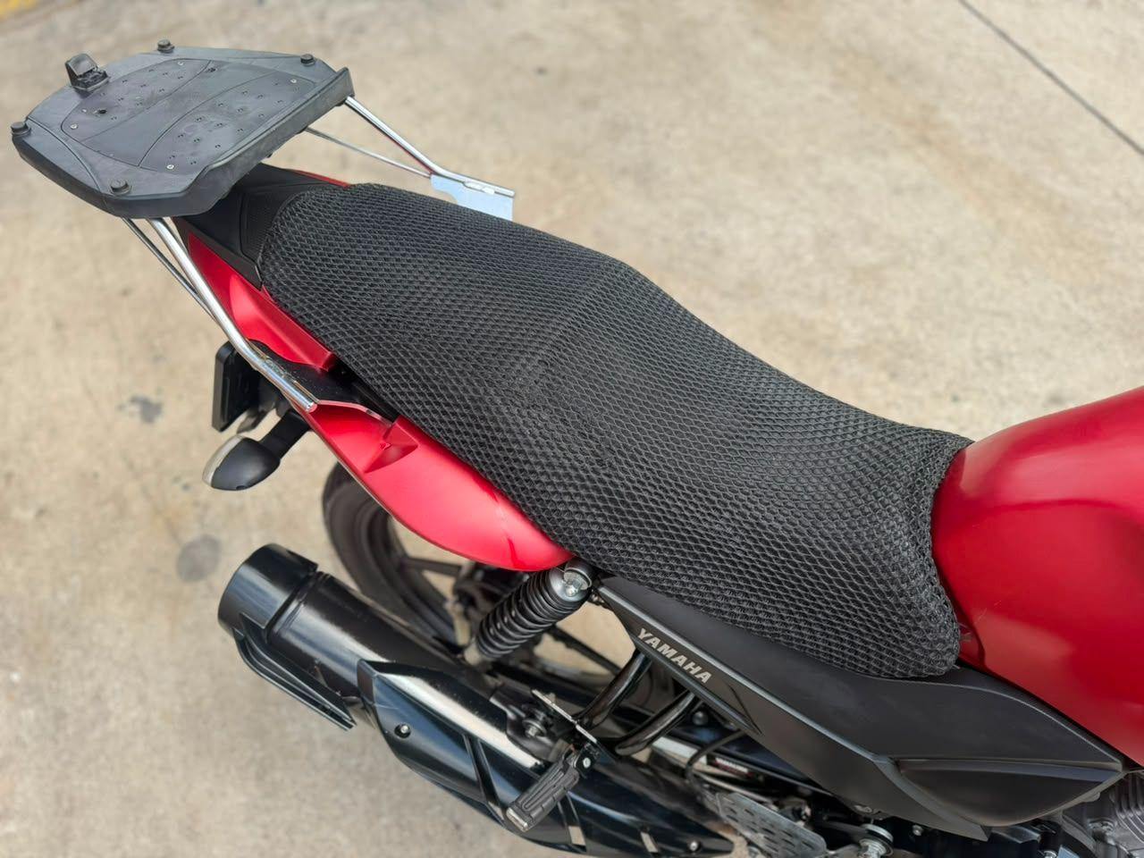 YAMAHA Fazer YS 150 - Foto