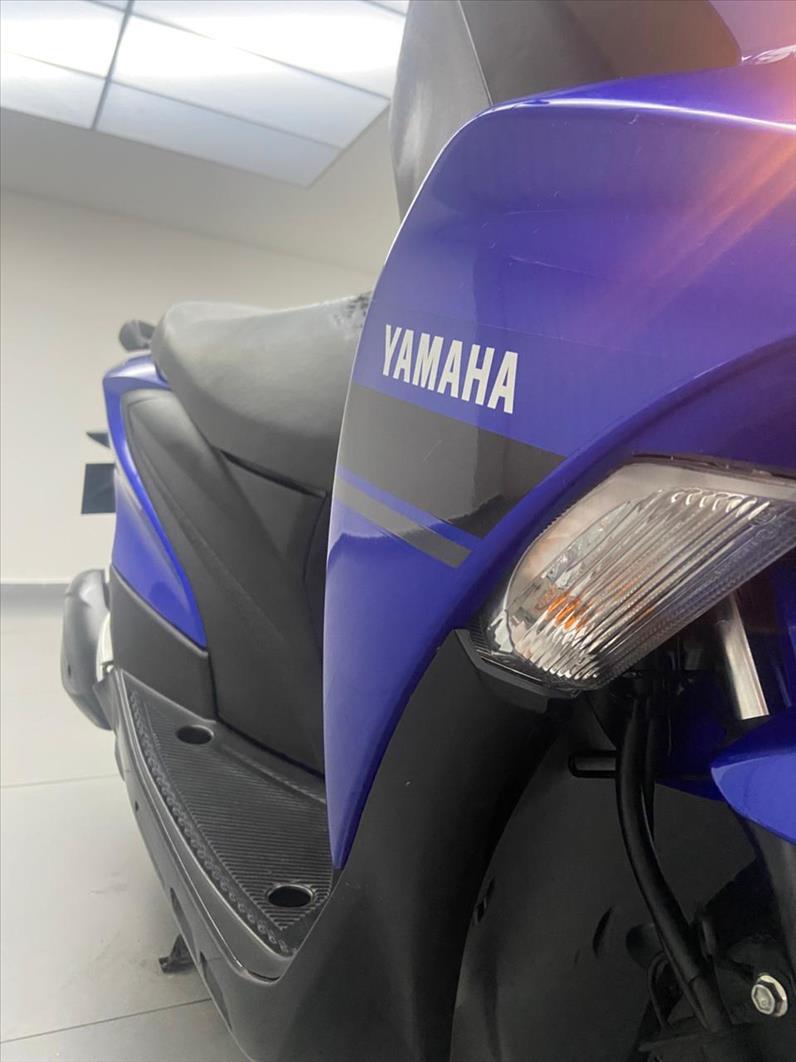 YAMAHA Fluo 125 - Foto