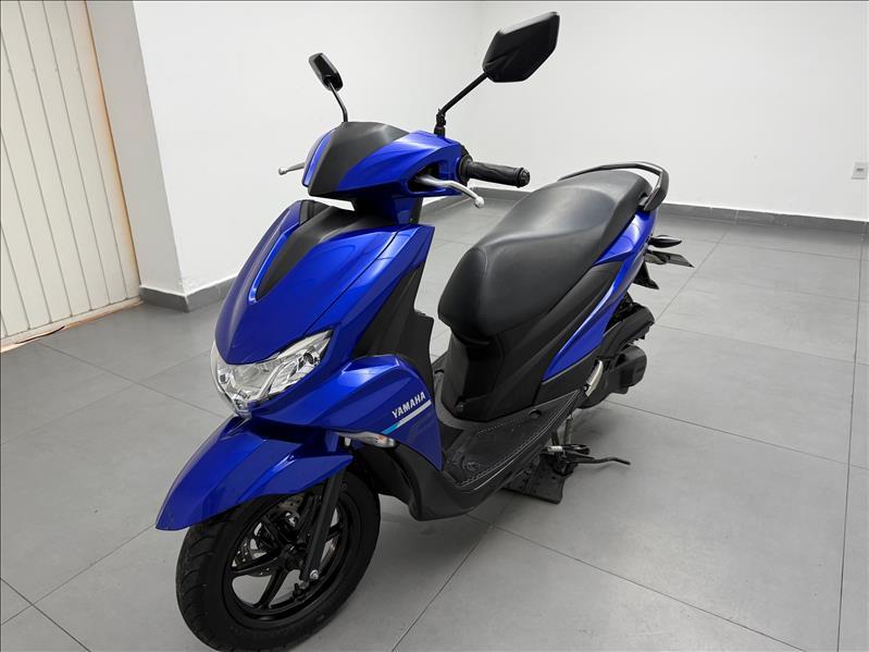 YAMAHA Fluo 125 - Foto