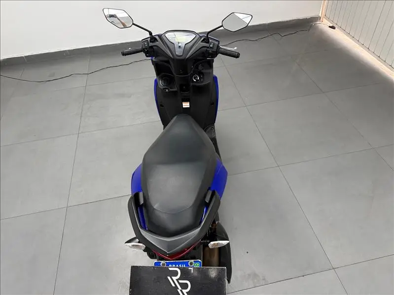 YAMAHA Fluo 125 - Foto
