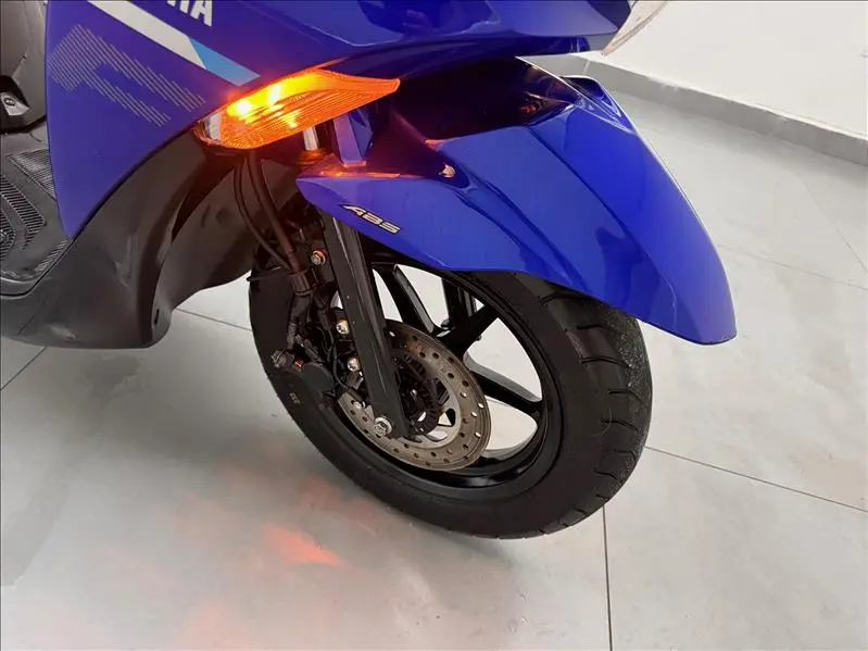 YAMAHA Fluo 125 - Foto