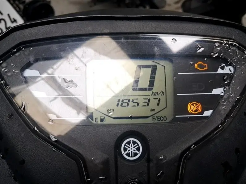 YAMAHA Fluo 125 - Foto
