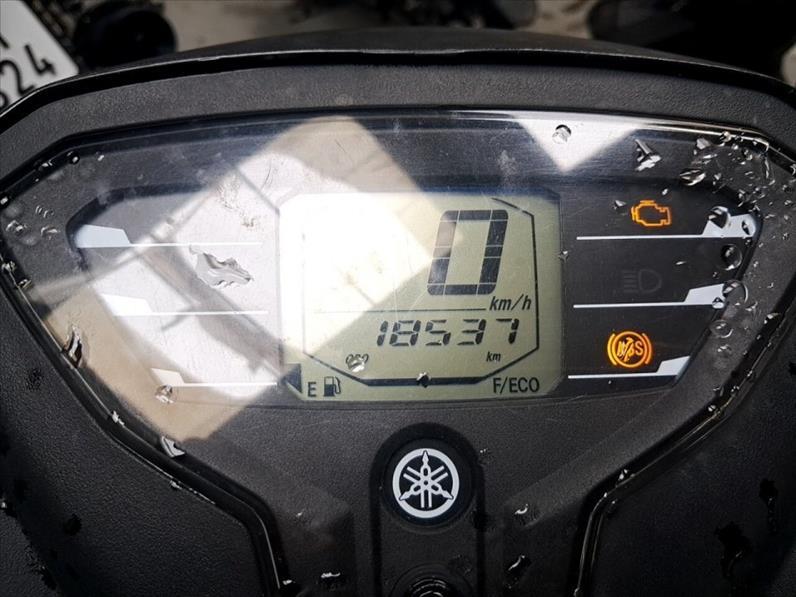 YAMAHA Fluo 125 - Foto