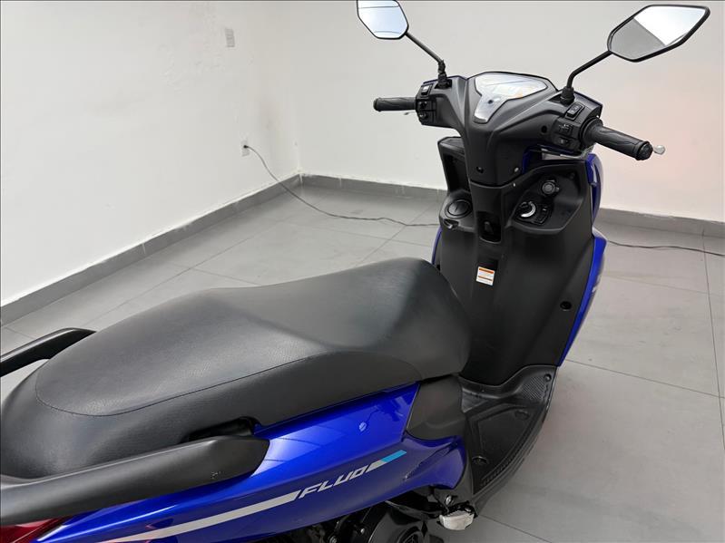 YAMAHA Fluo 125 - Foto