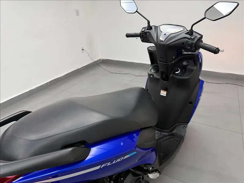 YAMAHA Fluo 125 - Foto
