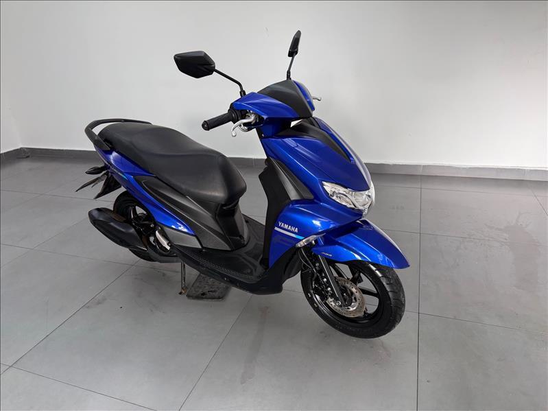 YAMAHA Fluo 125 - Foto