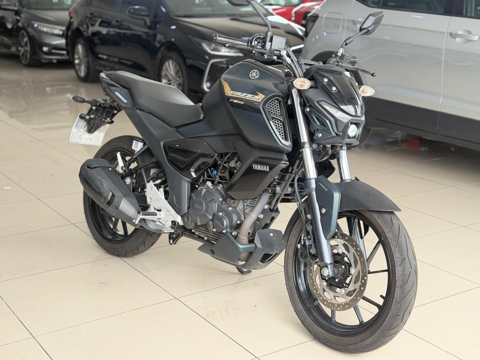 YAMAHA FZ 15 Fazer