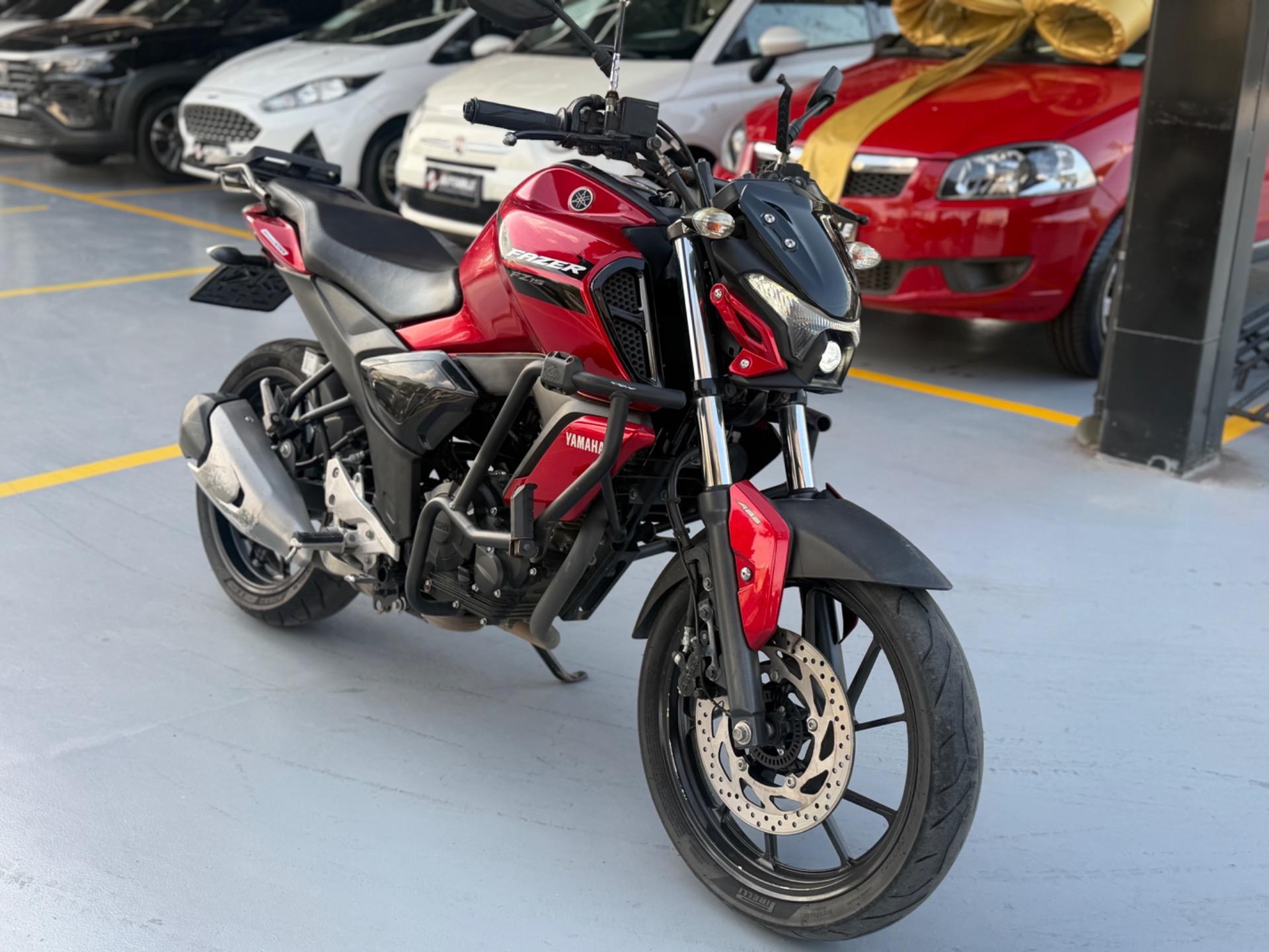 YAMAHA FZ 15 Fazer