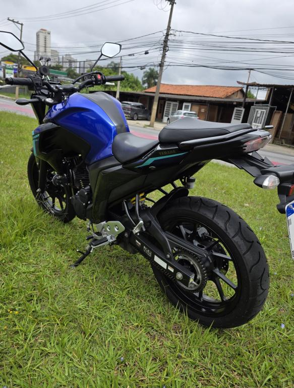 YAMAHA FZ 25 250 Fazer Flex - Foto