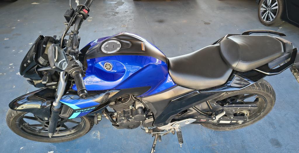 YAMAHA FZ 25 250 Fazer Flex - Foto