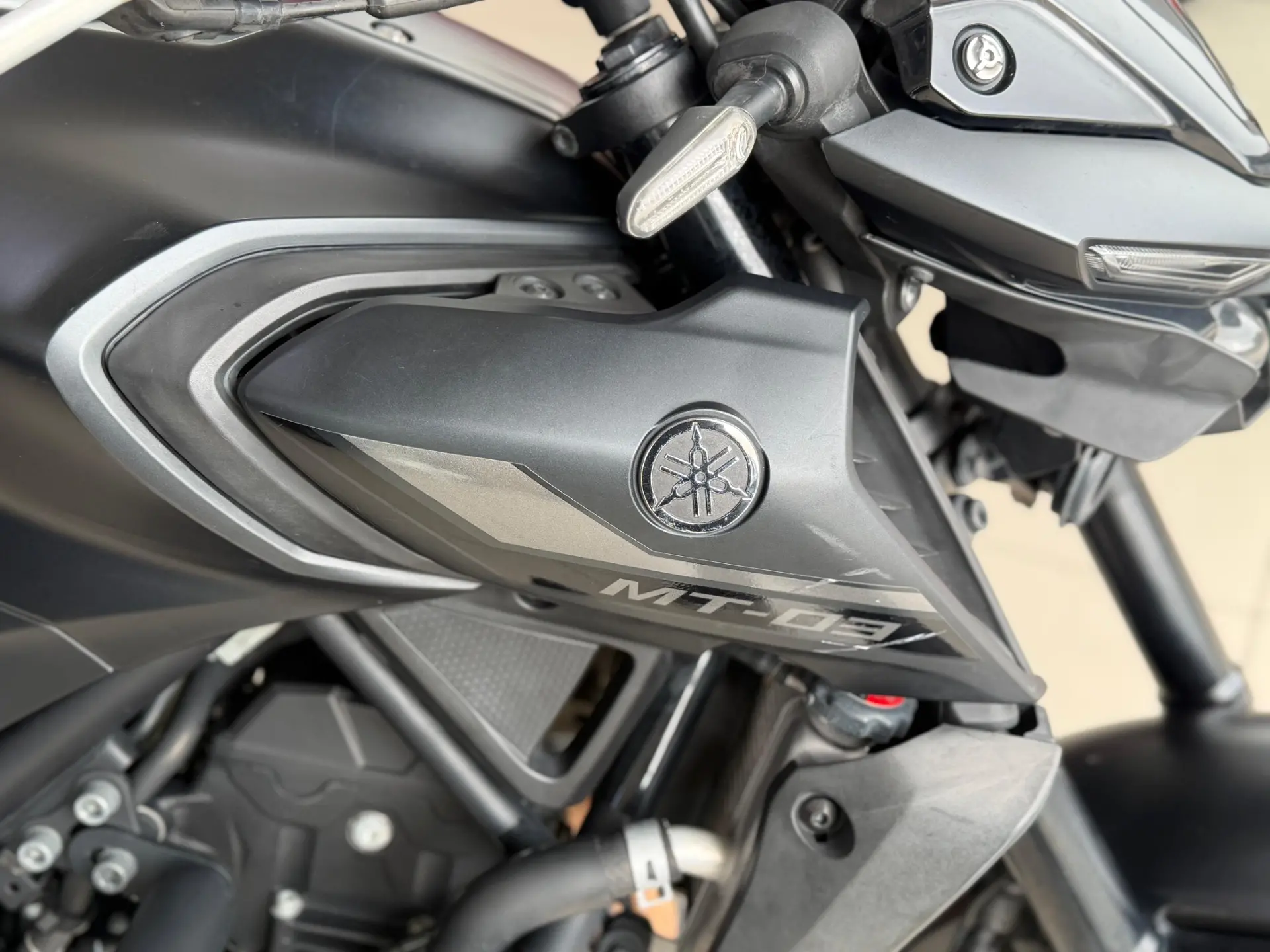 YAMAHA MT-03 300 - Foto