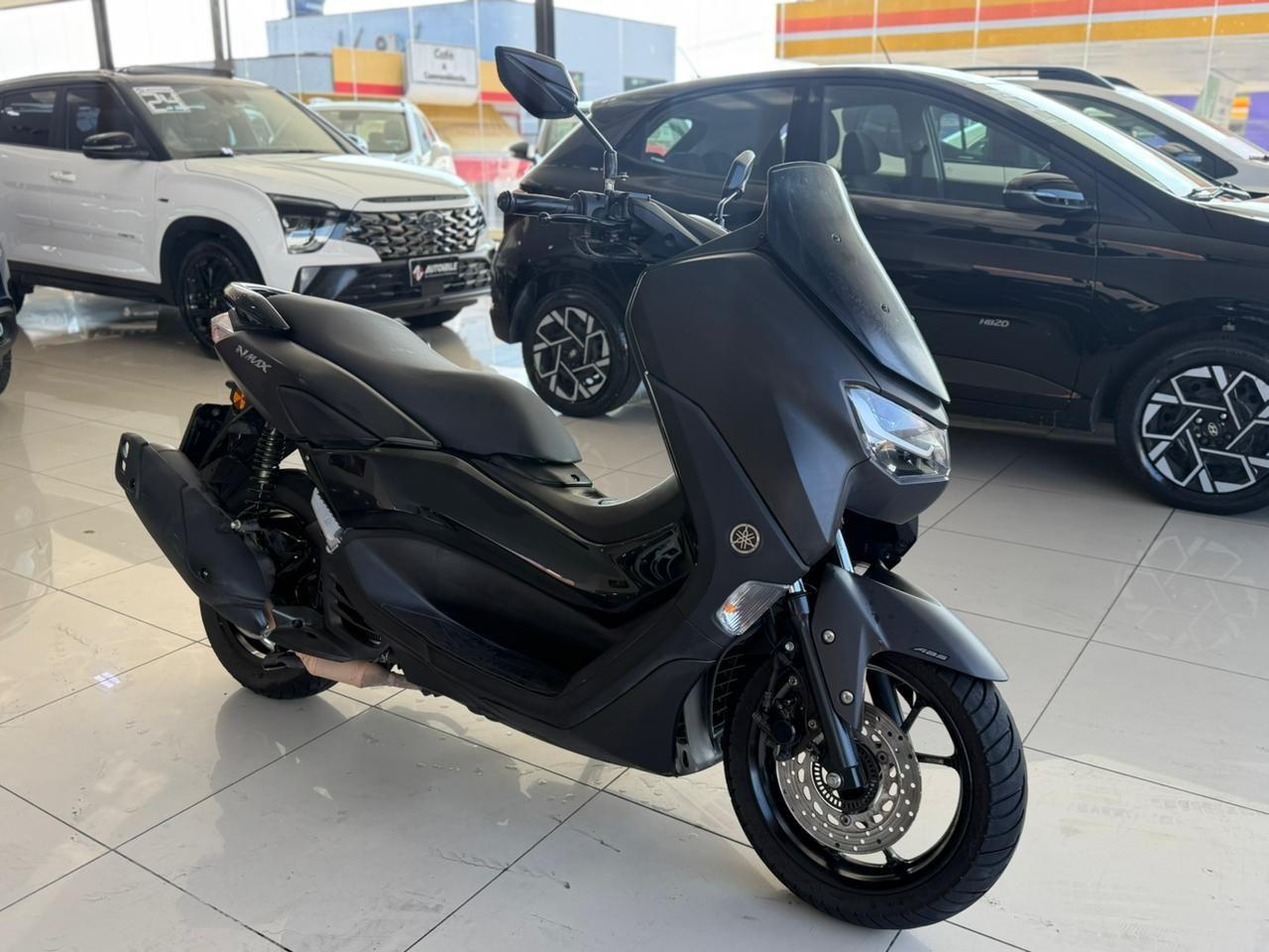 YAMAHA NMax 160 - Foto