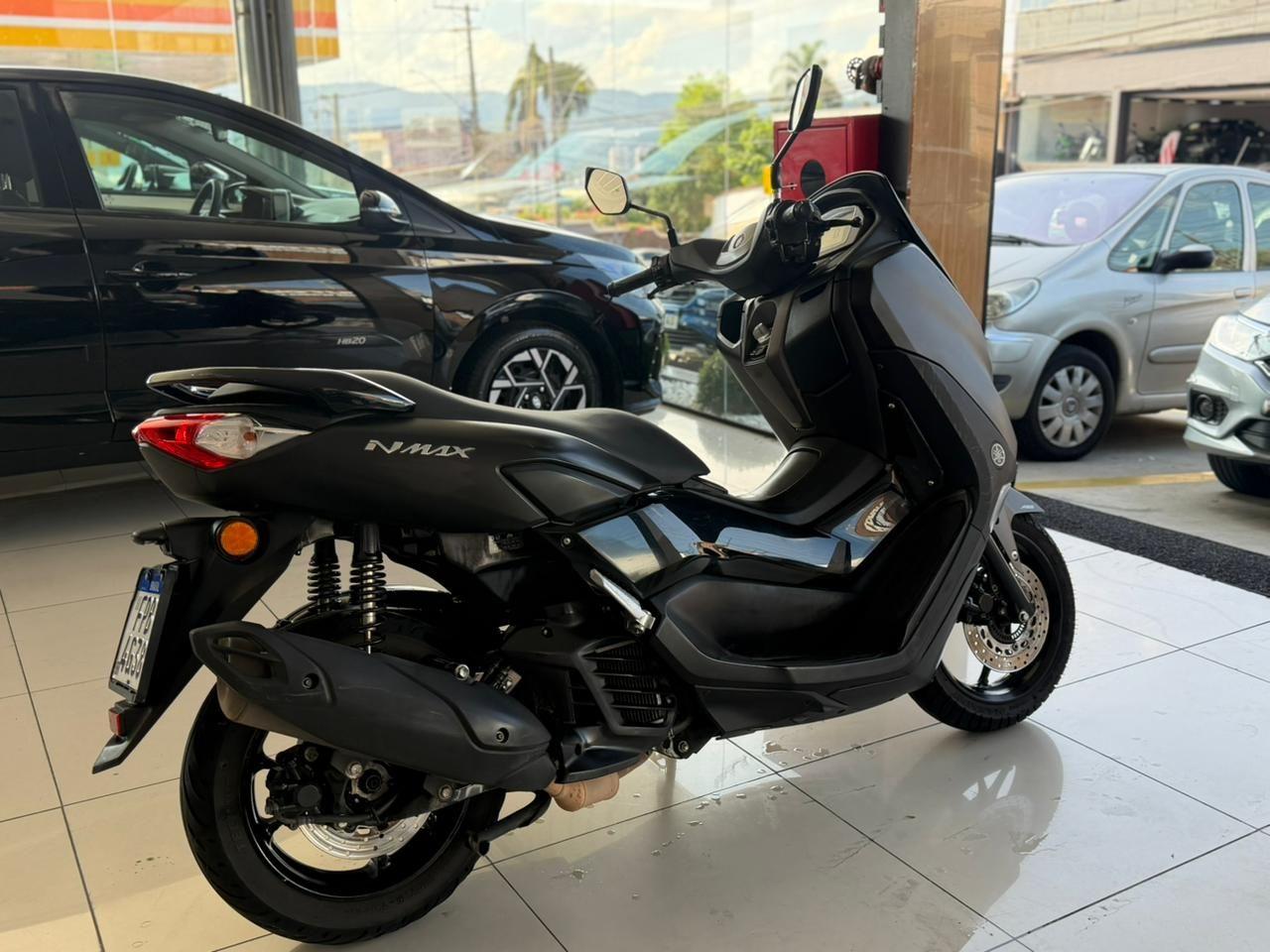 YAMAHA NMax 160 - Foto