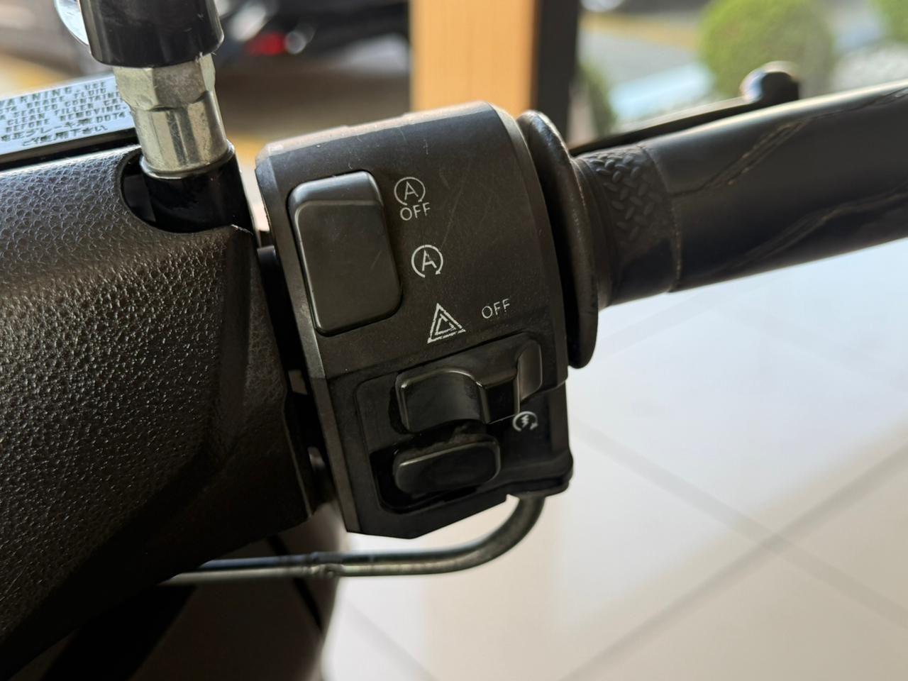 YAMAHA NMax 160 - Foto