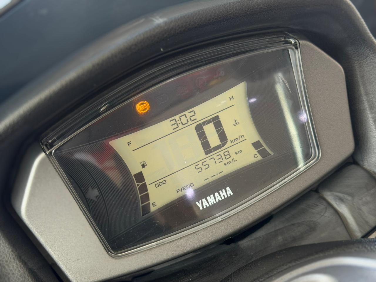 YAMAHA NMax 160 - Foto