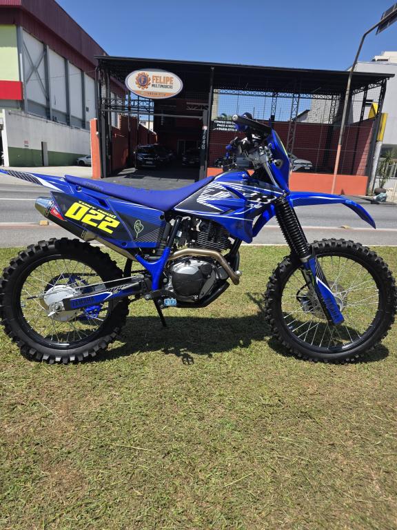 YAMAHA TTR 230