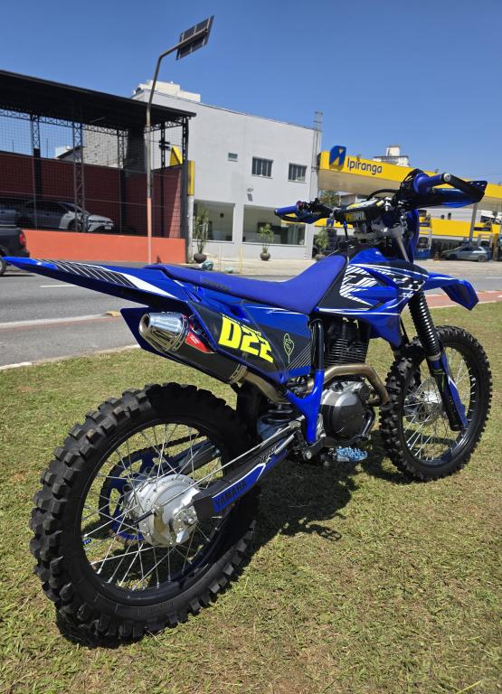 YAMAHA TTR 230 - Foto