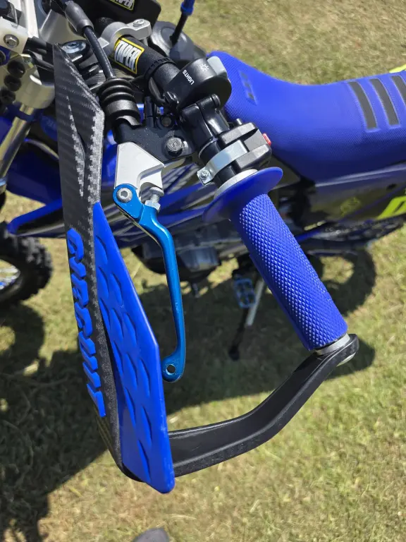 YAMAHA TTR 230 - Foto