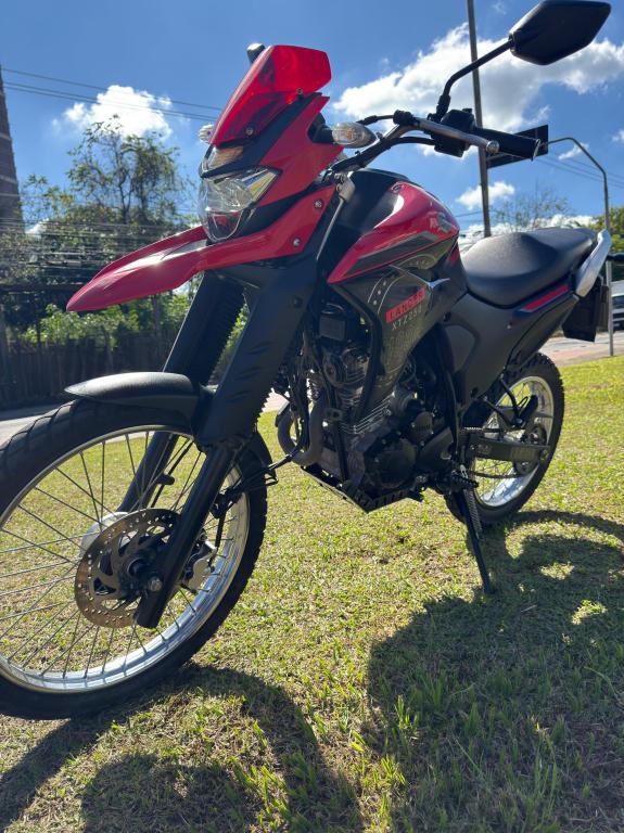 YAMAHA XTZ 250 - Foto