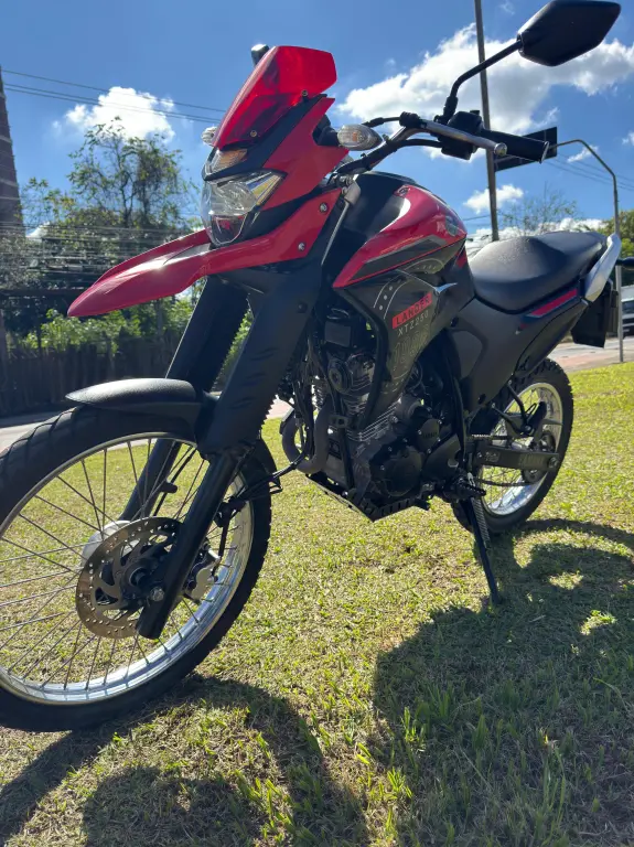YAMAHA XTZ 250 - Foto