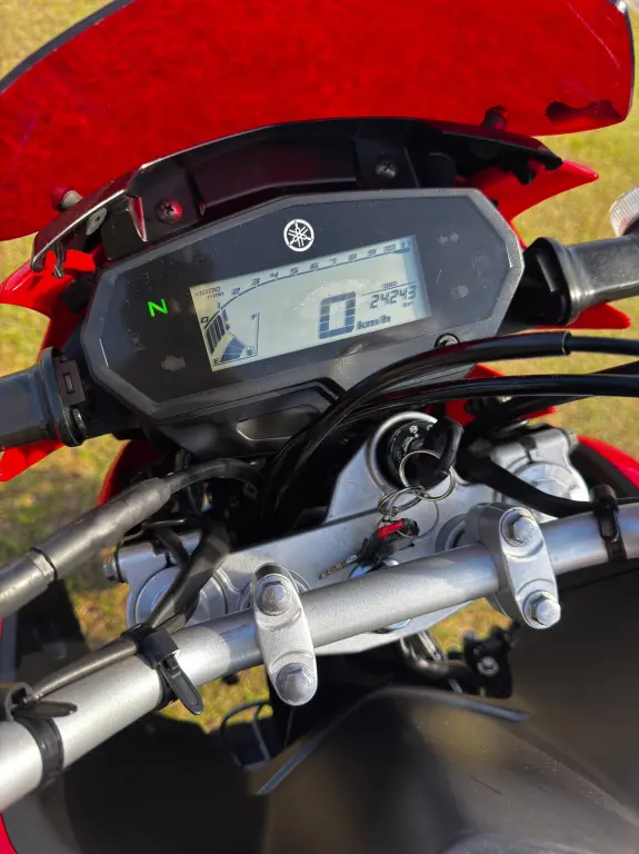 YAMAHA XTZ 250 - Foto