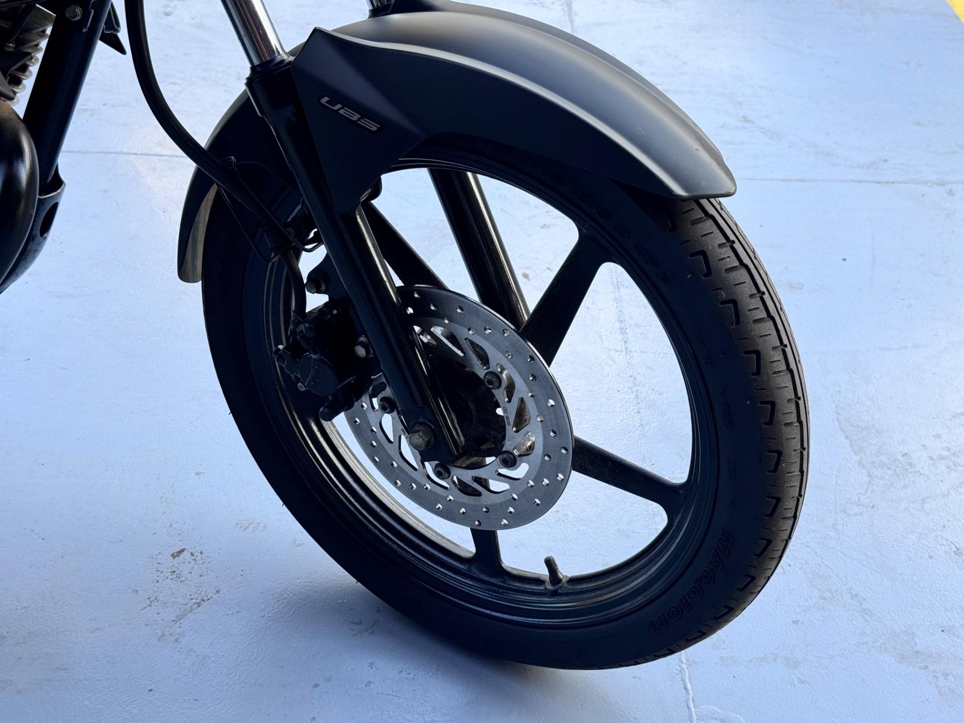 YAMAHA YS Fazer 150 - Foto