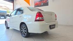 TOYOTA Etios Sedan 1.5 16V 4P FLEX PLATINUM AUTOM�TICO