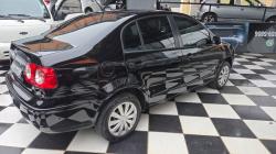 VOLKSWAGEN Polo Sedan 1.6 4P