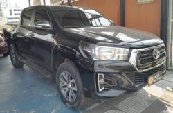 TOYOTA Hilux Caminhonete 2.8 16V SRV 4X4 DIESEL CABINE DUPLA AUTOMTICO