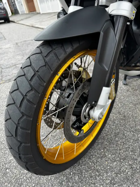 BMW R 1250 GS ADVENTURE TROPHY, Foto 12