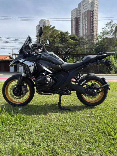 BMW R 1300 GS TRIPLE BLACK, Foto 4