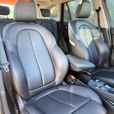 BMW X1 2.0 16V 4P SDRIVE 20I ACTIVEFLEX TURBO AUTOM�TICO, Foto 4