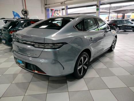 BYD King 1.5 16V 4P GS DM-I PHEV AUTOM�TICO, Foto 6