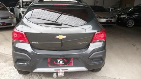 CHEVROLET Onix Hatch 1.4 4P FLEX ACTIV AUTOMTICO, Foto 3