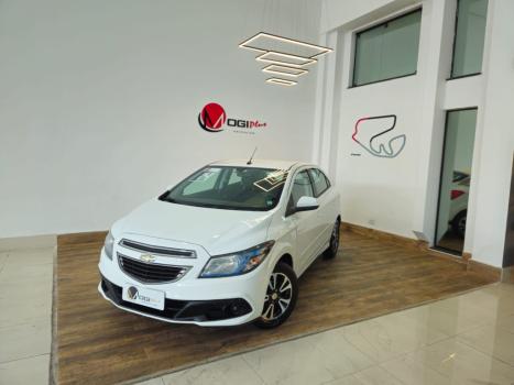 CHEVROLET Onix Hatch 1.0 4P FLEX LT LOLLAPALOOZA, Foto 3