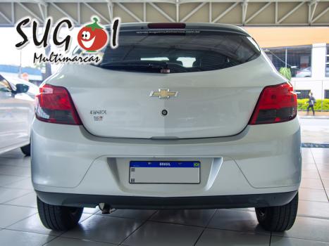 CHEVROLET Onix Hatch 1.4 4P FLEX LT, Foto 5