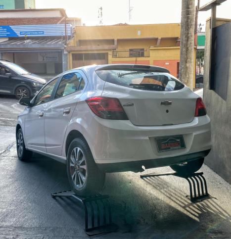 CHEVROLET Onix Hatch 1.4 4P FLEX LTZ, Foto 4