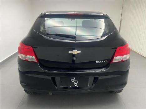 CHEVROLET Onix Hatch 1.0 4P FLEX LT, Foto 4