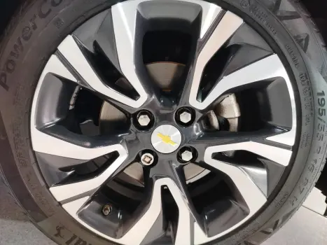 CHEVROLET Onix Hatch 1.0 12V 4P FLEX PREMIER TURBO AUTOM�TICO, Foto 9